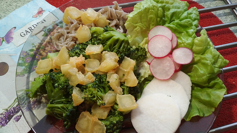 Pohankové těstoviny s brokolicí a tvarůžkem